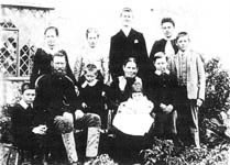 George Lee & family, taken after leaving the villiage, in 1902